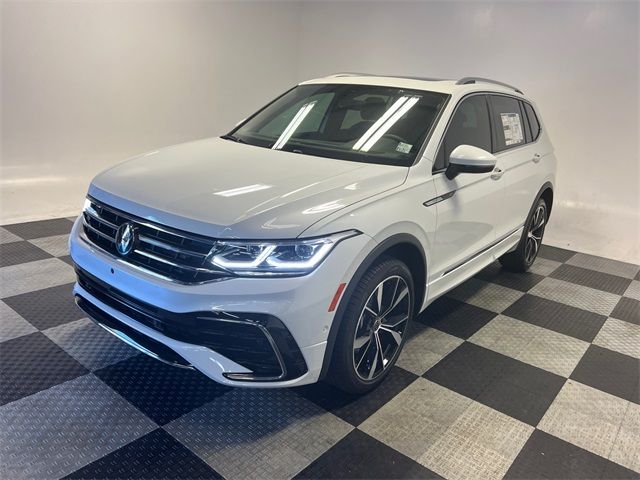 2024 Volkswagen Tiguan SEL R-Line