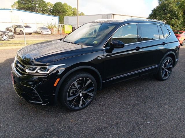 2024 Volkswagen Tiguan SEL R-Line