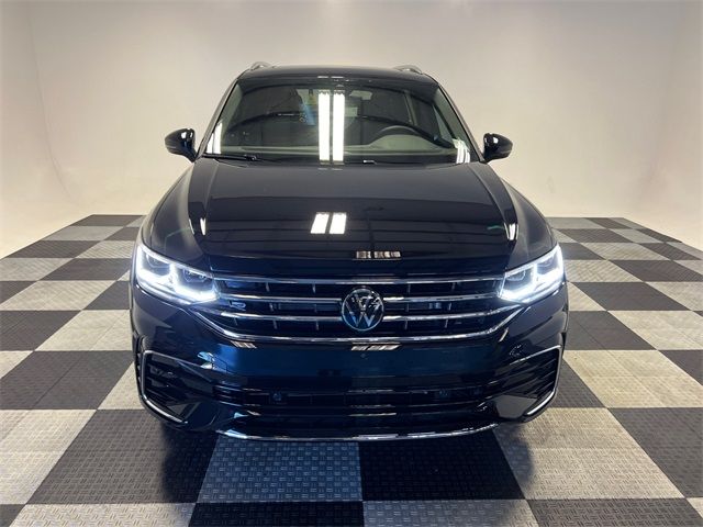 2024 Volkswagen Tiguan SEL R-Line