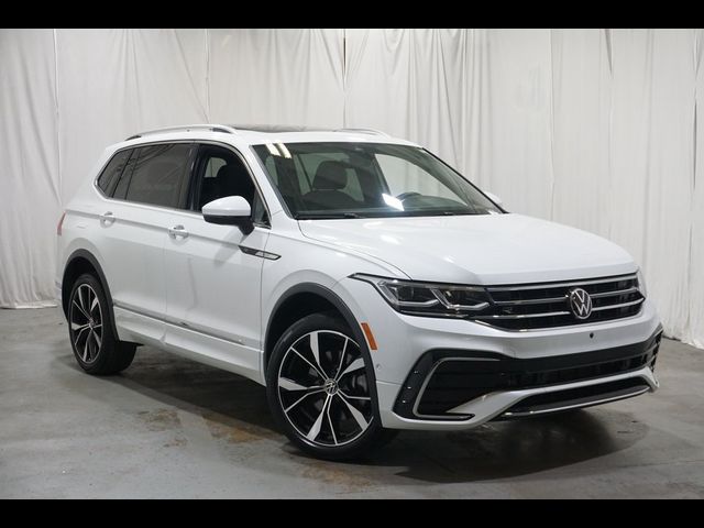 2024 Volkswagen Tiguan SEL R-Line