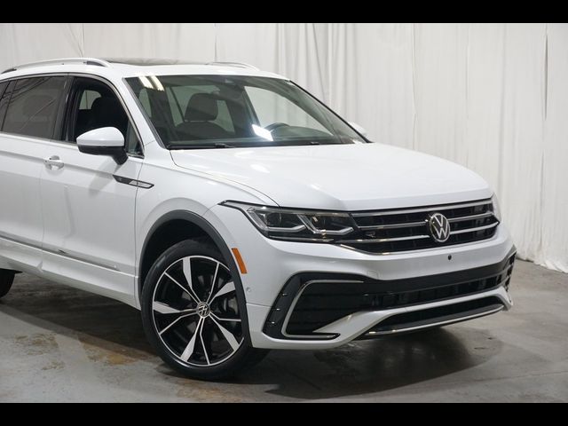 2024 Volkswagen Tiguan SEL R-Line