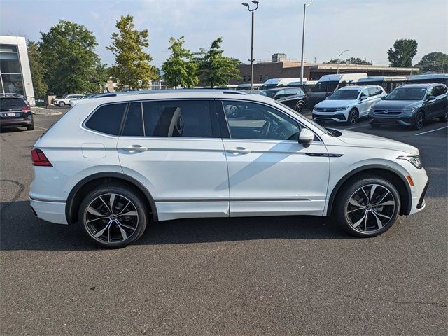 2024 Volkswagen Tiguan SEL R-Line