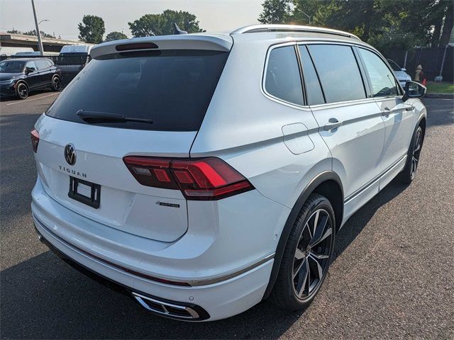 2024 Volkswagen Tiguan SEL R-Line