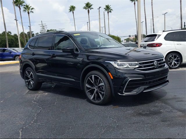 2024 Volkswagen Tiguan SEL R-Line