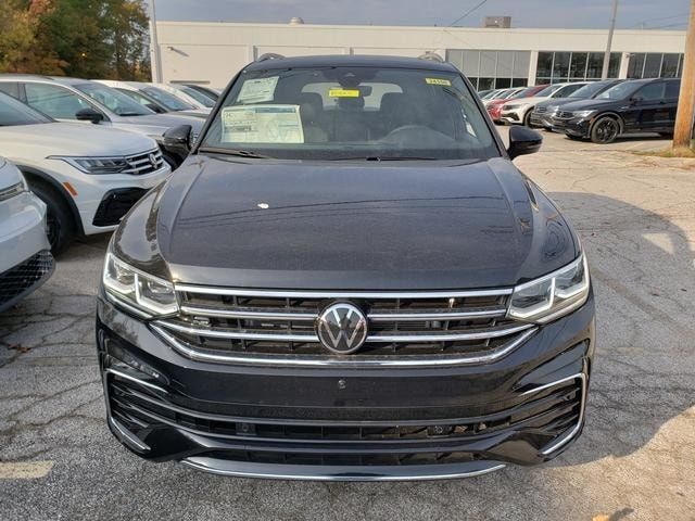 2024 Volkswagen Tiguan SEL R-Line