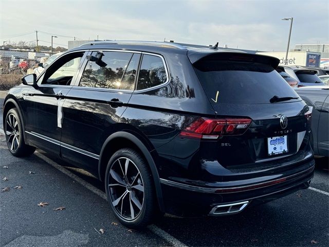 2024 Volkswagen Tiguan SEL R-Line