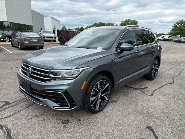 2024 Volkswagen Tiguan SEL R-Line