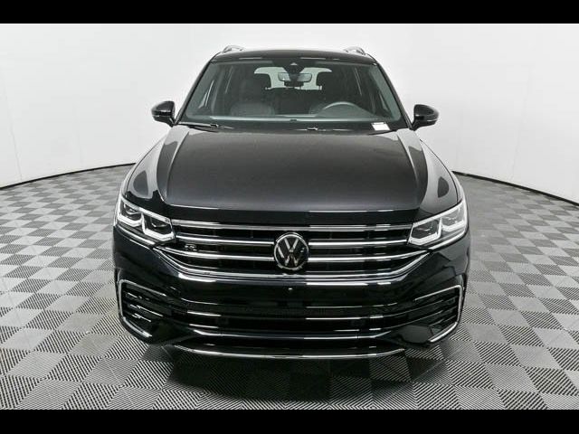 2024 Volkswagen Tiguan SEL R-Line