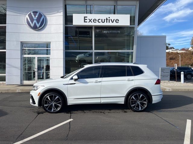 2024 Volkswagen Tiguan SEL R-Line