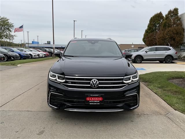 2024 Volkswagen Tiguan SEL R-Line