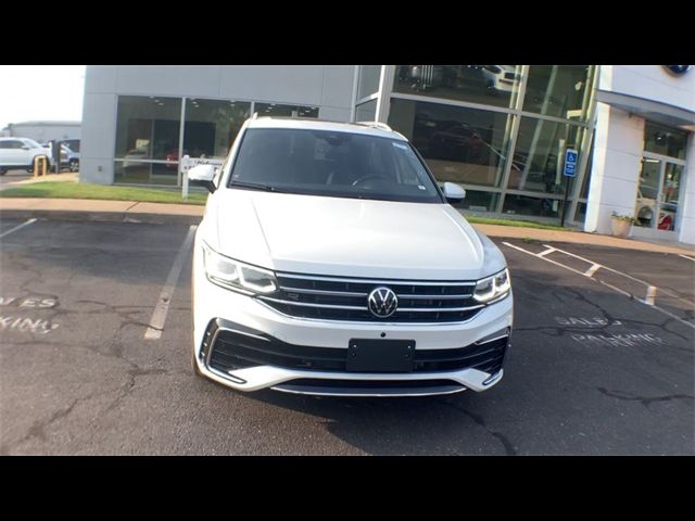 2024 Volkswagen Tiguan SEL R-Line