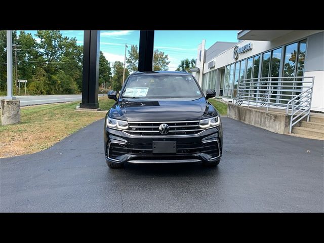 2024 Volkswagen Tiguan SEL R-Line