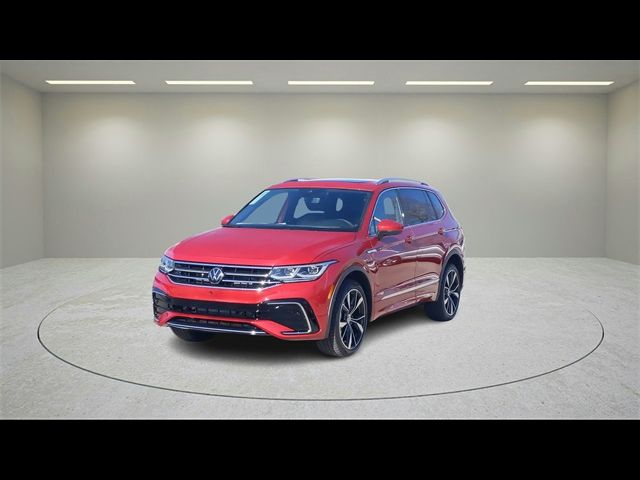 2024 Volkswagen Tiguan SEL R-Line