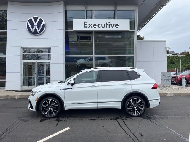 2024 Volkswagen Tiguan SEL R-Line