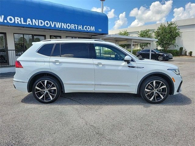 2024 Volkswagen Tiguan SEL R-Line