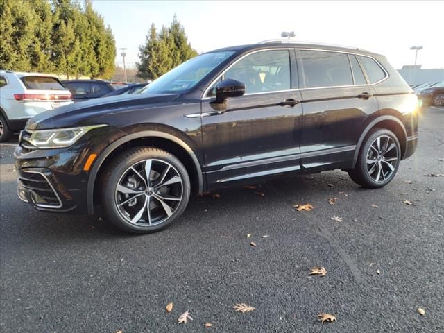 2024 Volkswagen Tiguan SEL R-Line