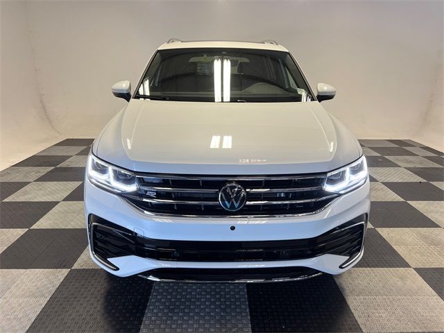 2024 Volkswagen Tiguan SEL R-Line