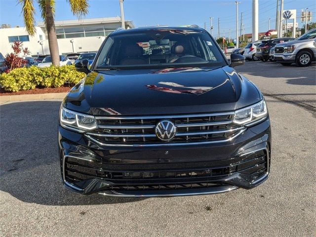 2024 Volkswagen Tiguan SEL R-Line