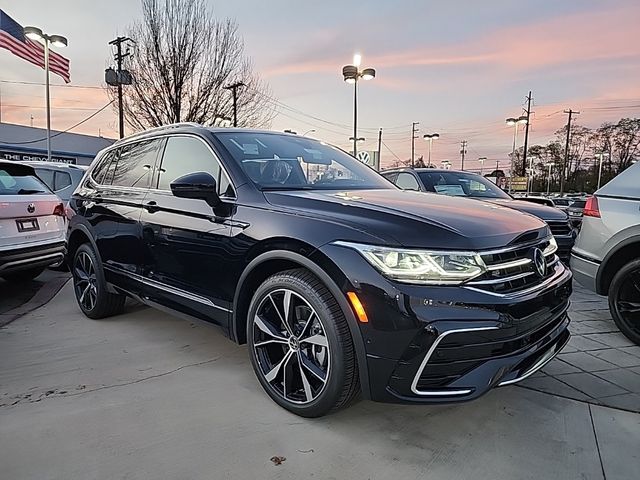 2024 Volkswagen Tiguan SEL R-Line