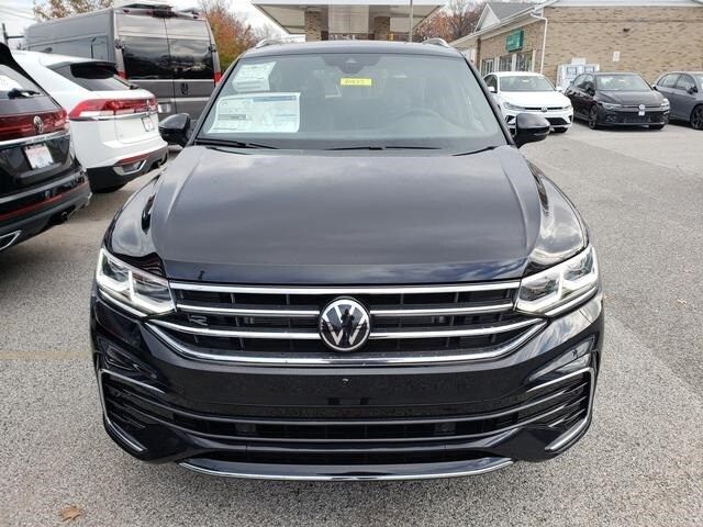 2024 Volkswagen Tiguan SEL R-Line