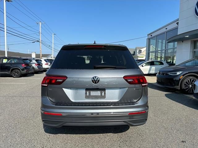 2024 Volkswagen Tiguan SE