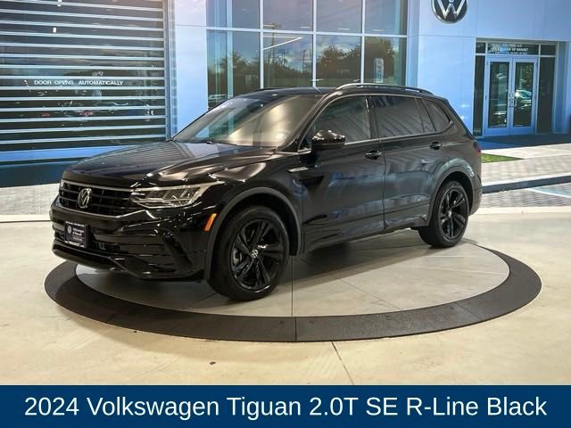 2024 Volkswagen Tiguan SE R-Line Black