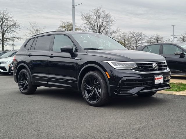 2024 Volkswagen Tiguan SE R-Line Black