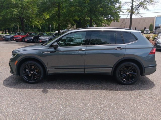 2024 Volkswagen Tiguan SE R-Line Black