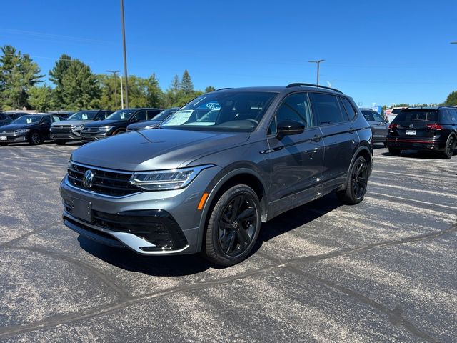 2024 Volkswagen Tiguan SE R-Line Black