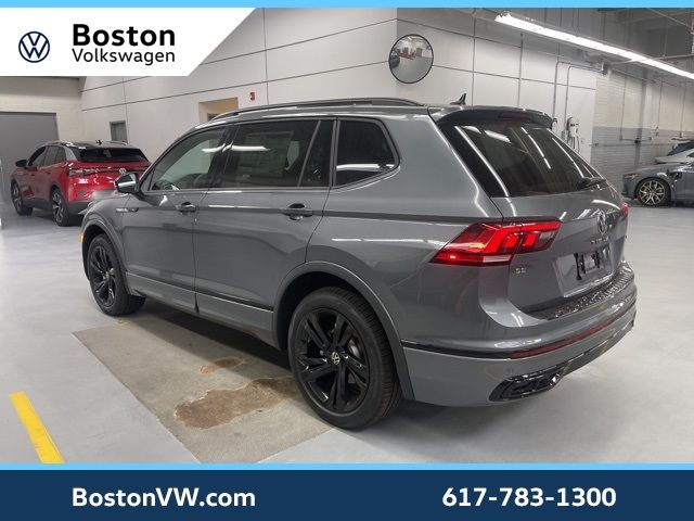 2024 Volkswagen Tiguan SE R-Line Black