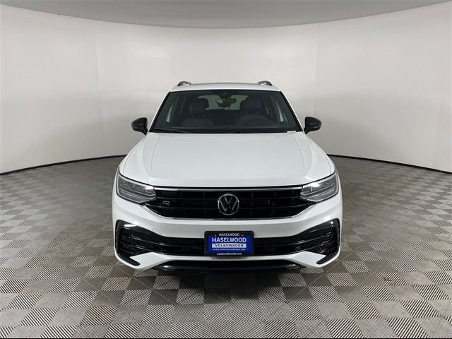 2024 Volkswagen Tiguan SE R-Line Black