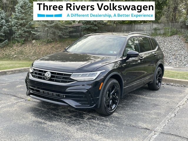 2024 Volkswagen Tiguan SE R-Line Black