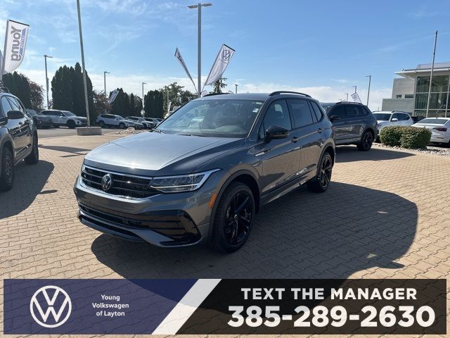 2024 Volkswagen Tiguan SE R-Line Black