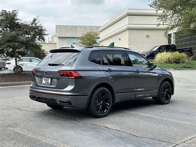 2024 Volkswagen Tiguan/Taos SE R-Line Black