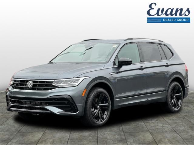 2024 Volkswagen Tiguan/Taos SE R-Line Black