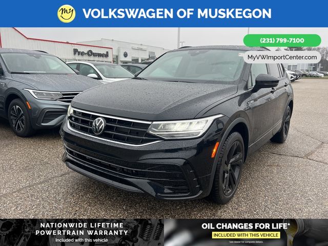 2024 Volkswagen Tiguan SE R-Line Black