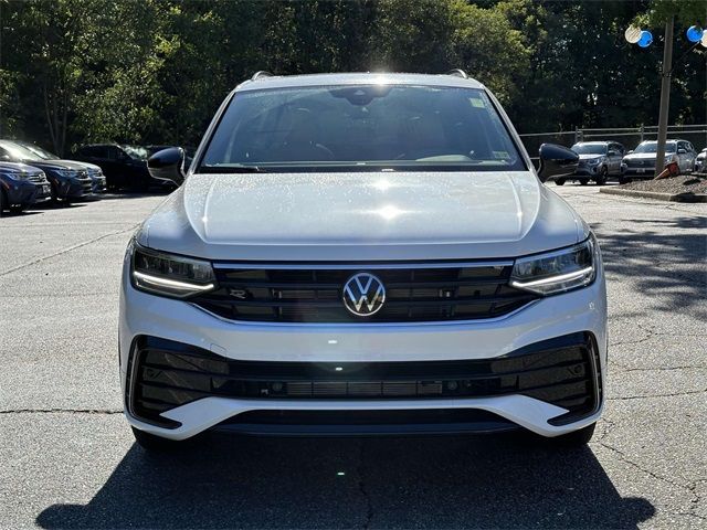 2024 Volkswagen Tiguan/Taos SE R-Line Black