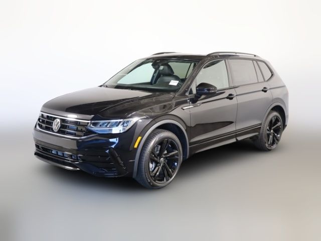 2024 Volkswagen Tiguan/Taos SE R-Line Black