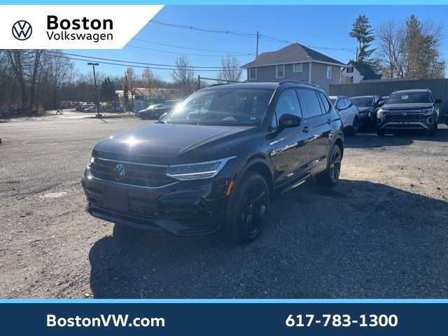 2024 Volkswagen Tiguan SE R-Line Black