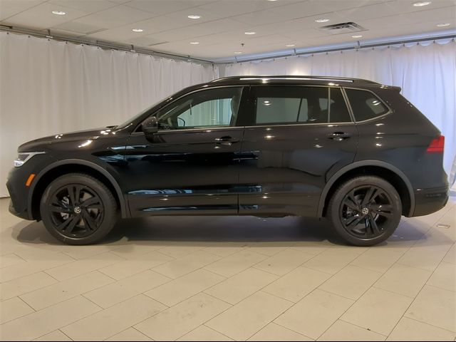 2024 Volkswagen Tiguan SE R-Line Black