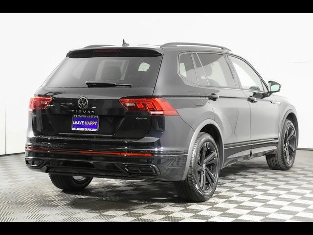 2024 Volkswagen Tiguan/Taos SE R-Line Black