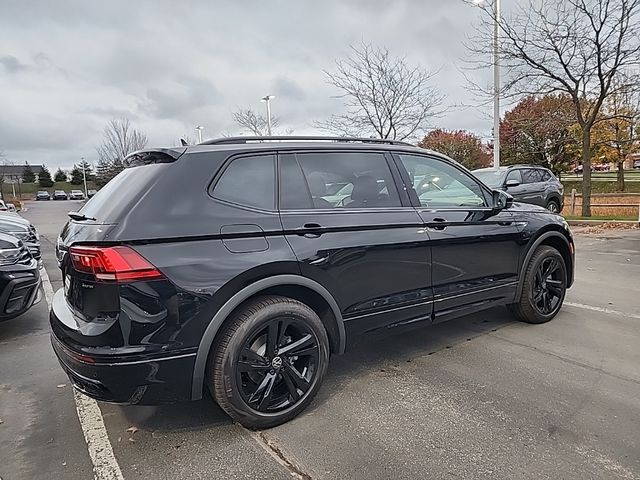 2024 Volkswagen Tiguan/Taos SE R-Line Black