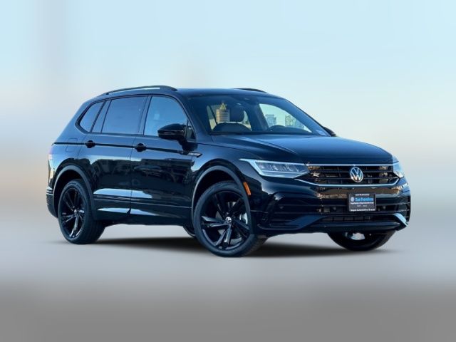 2024 Volkswagen Tiguan SE R-Line Black