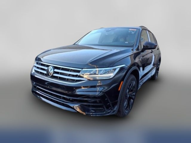 2024 Volkswagen Tiguan SE R-Line Black