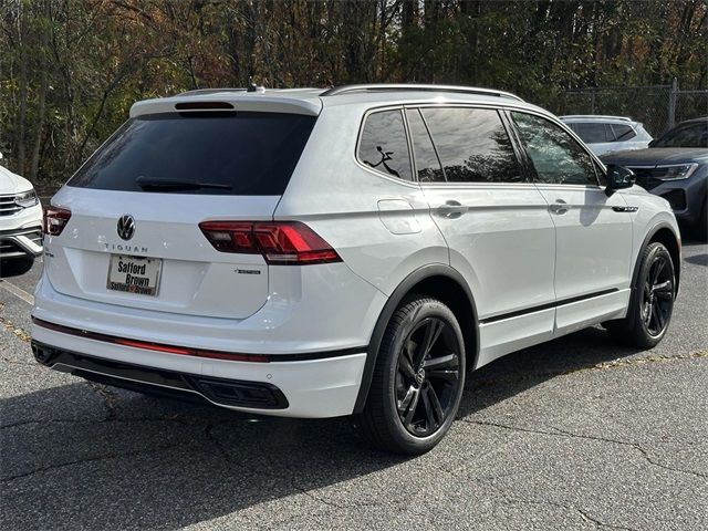 2024 Volkswagen Tiguan SE R-Line Black