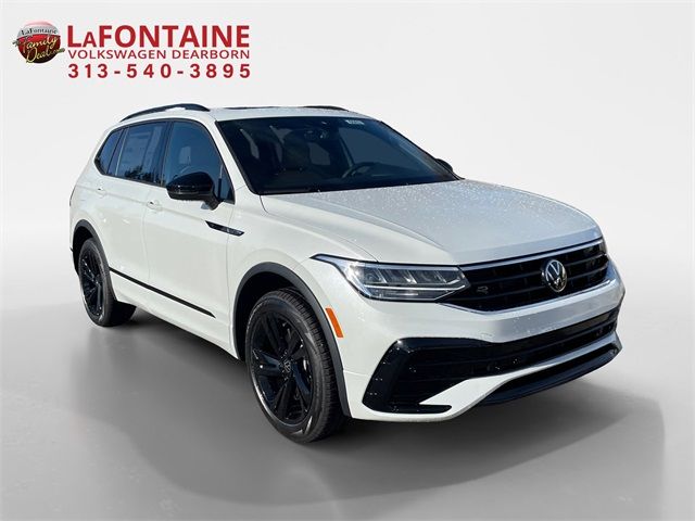 2024 Volkswagen Tiguan SE R-Line Black