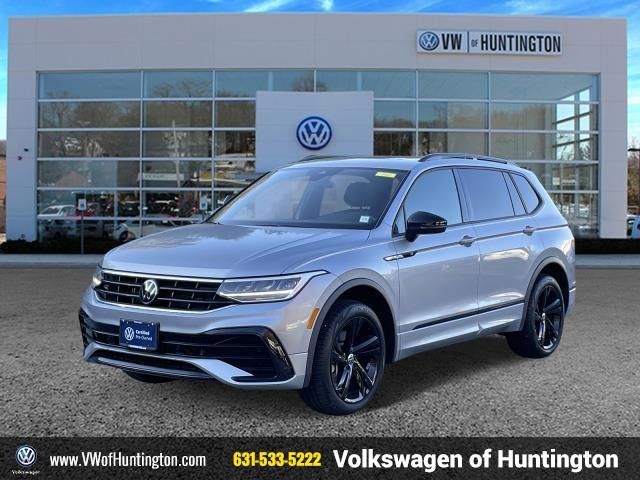 2024 Volkswagen Tiguan SE R-Line Black