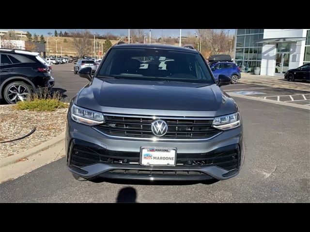 2024 Volkswagen Tiguan SE R-Line Black