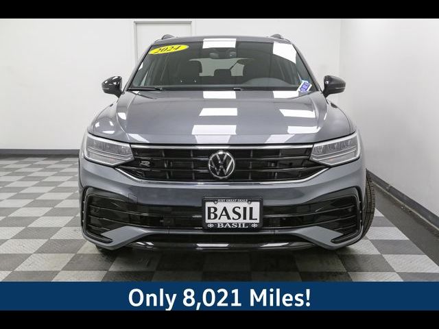 2024 Volkswagen Tiguan SE R-Line Black