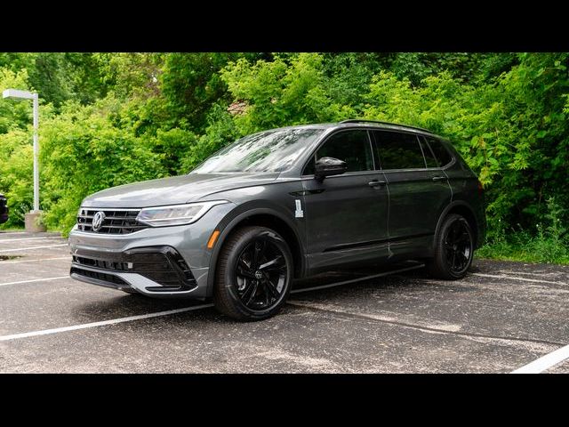 2024 Volkswagen Tiguan SE R-Line Black